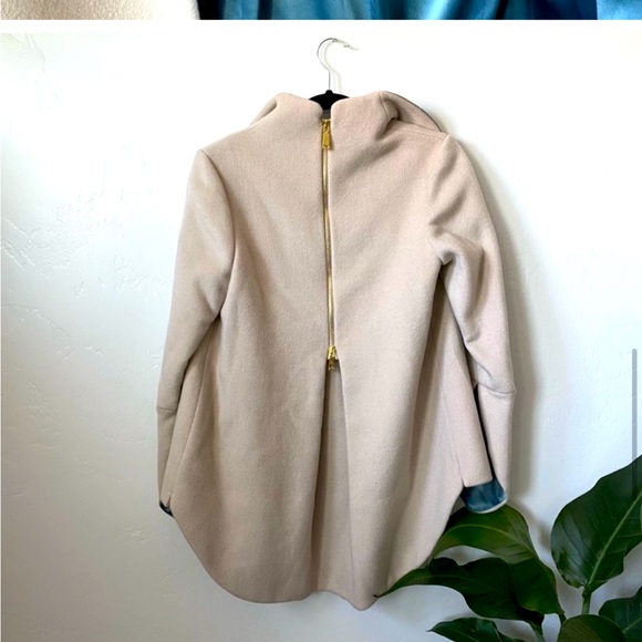 Elie Tahari | Gray Tinsley Wool Coat - Picture 6 of 6